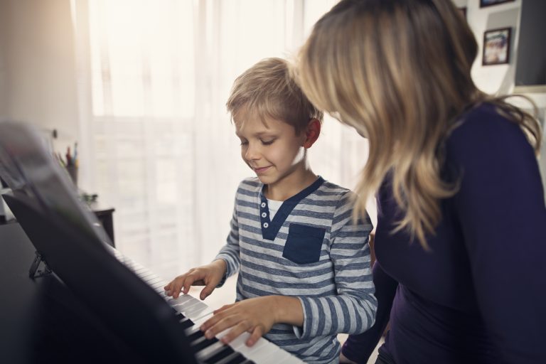 Get Piano Lessons from the Comfort of Your Home