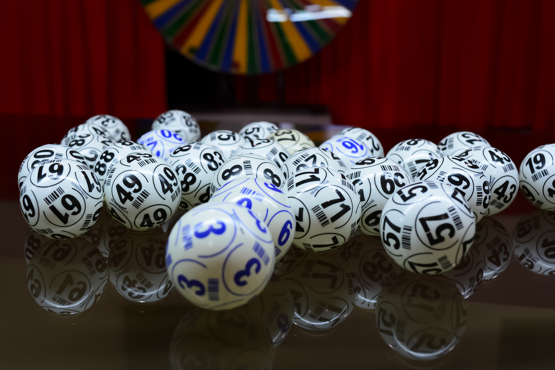 Should You Give Your Lottery Winnings to Your Family?