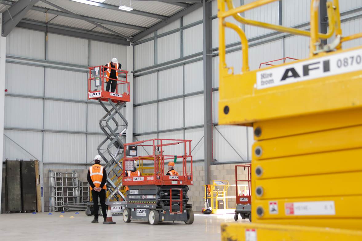 Top Benefits of Completing IPAF Training