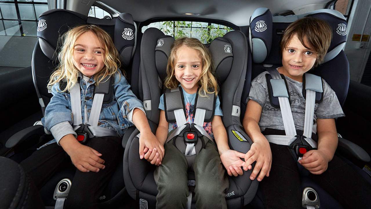 Traveling with Kids Made Easy: Safe and Comfortable Car Service with Car Seats in Washington