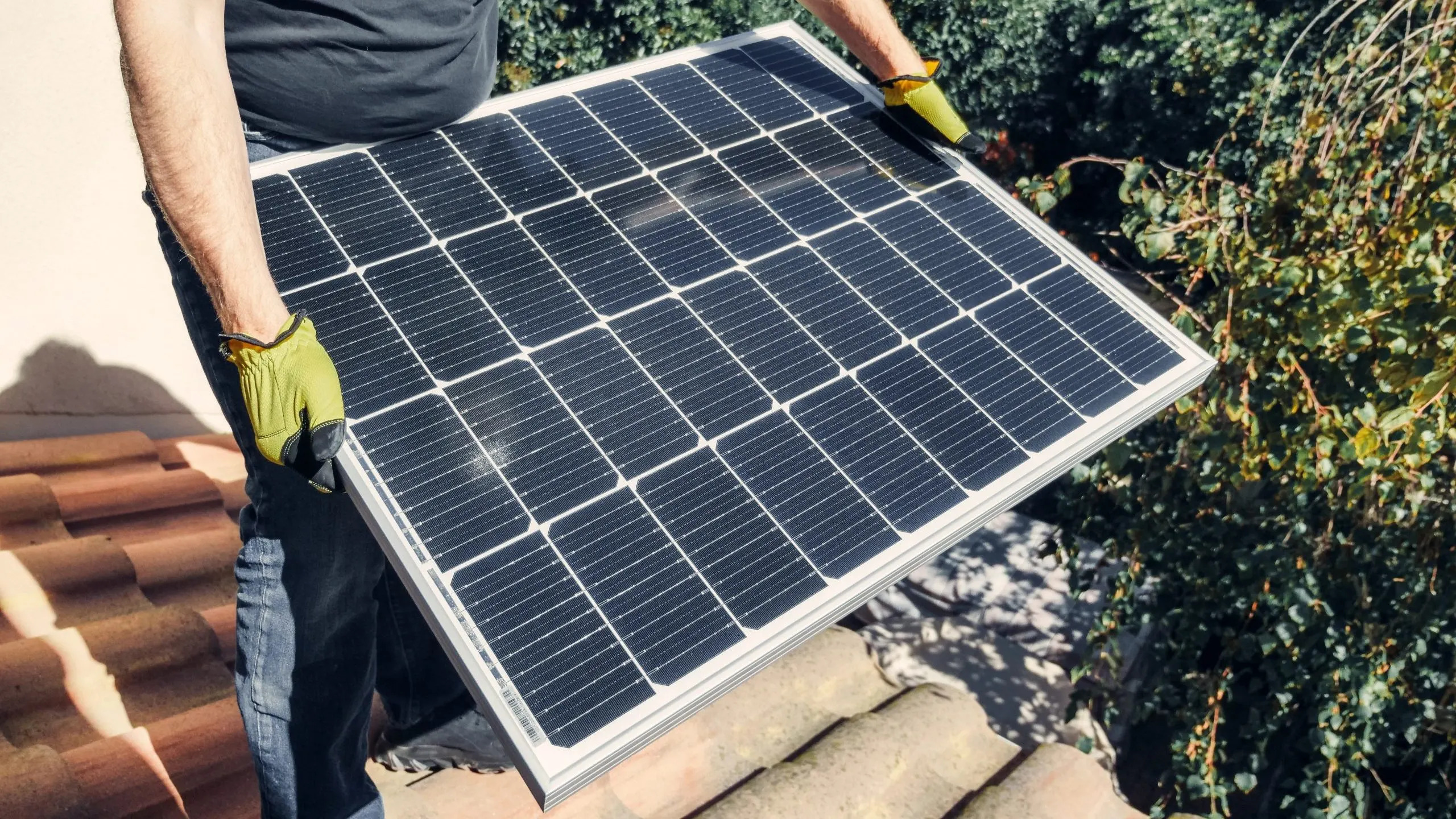 Rescom Solar's Expert Solar Panel Installation in North Ryde