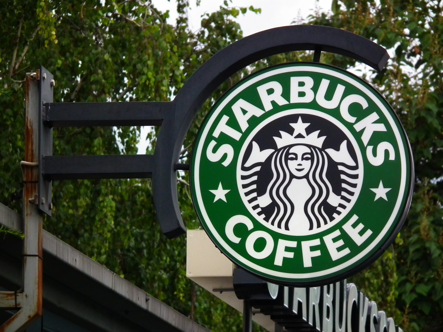 Starbucks: Most Famous & Largest Coffee Chains in the world