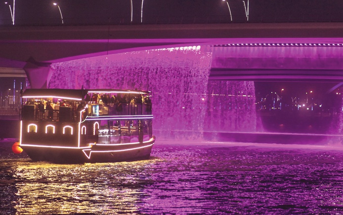 Enjoy Classy Dubai Marina Dinner Cruise Tour At Less Cost