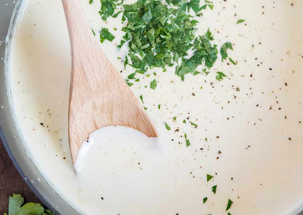 How to make alfredo sauce