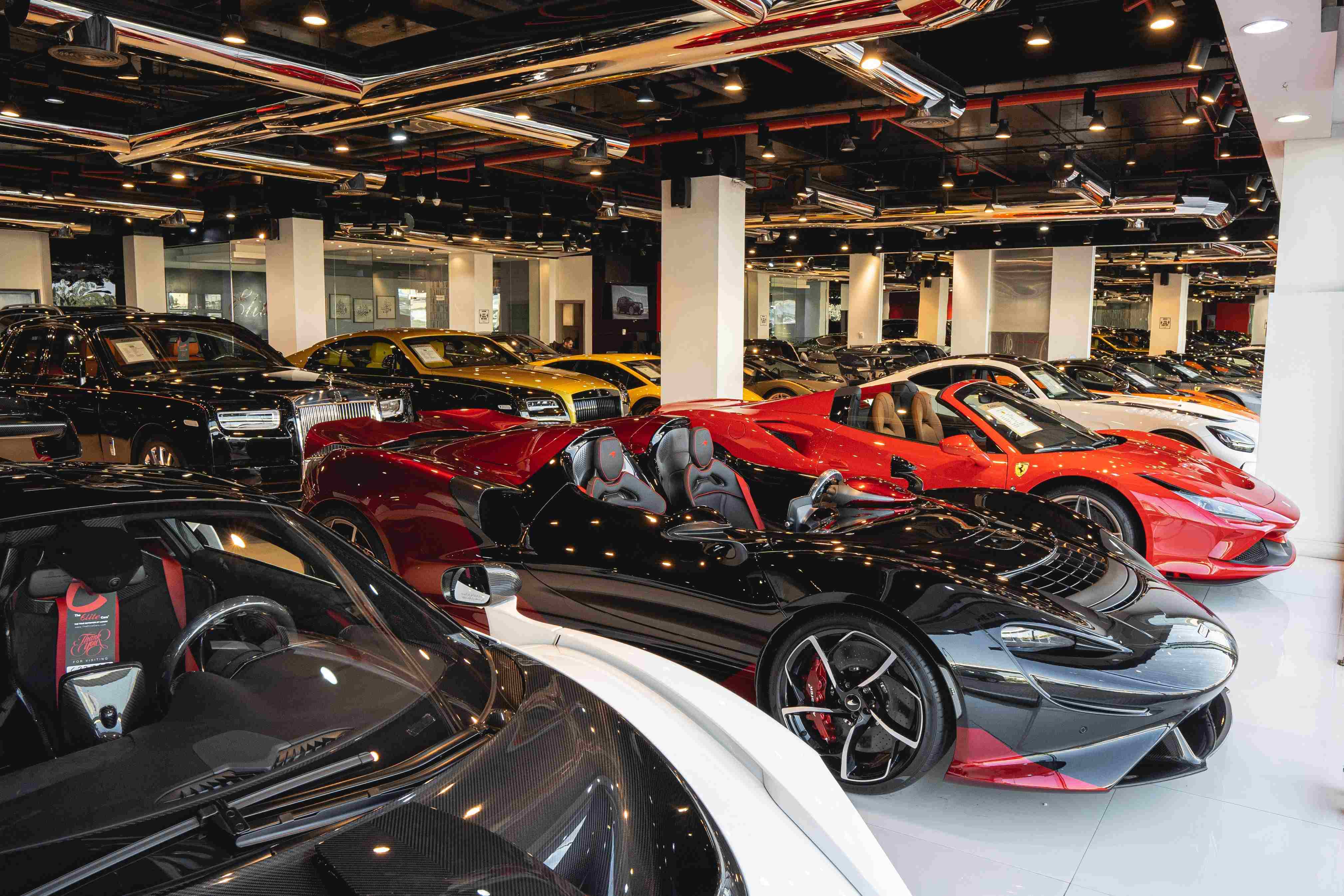 Best Car Showroom in Dubai