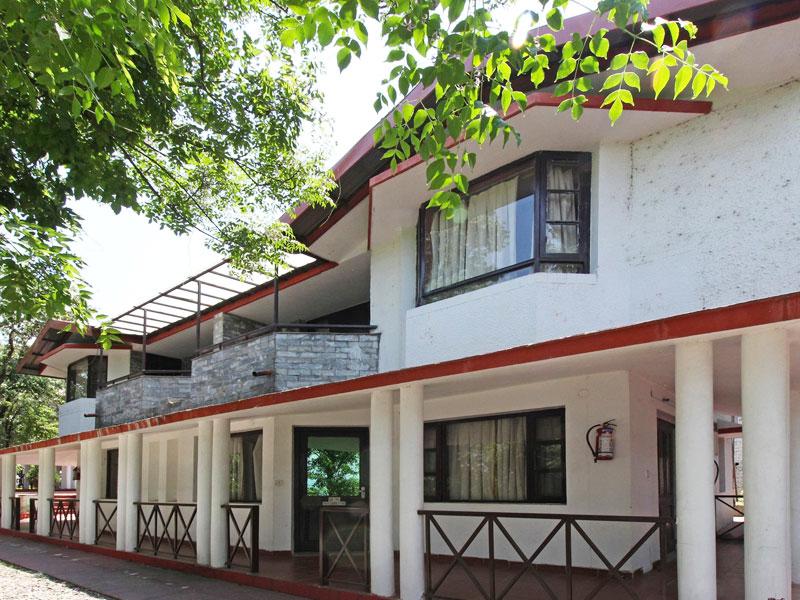 Luxury Resorts Near Delhi | Surbee Resorts Mussoorie