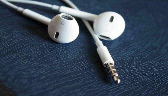 Normal Headphone Market Share, SWOT Analysis, Impact of Economic and Policy Aspects 2022-2030