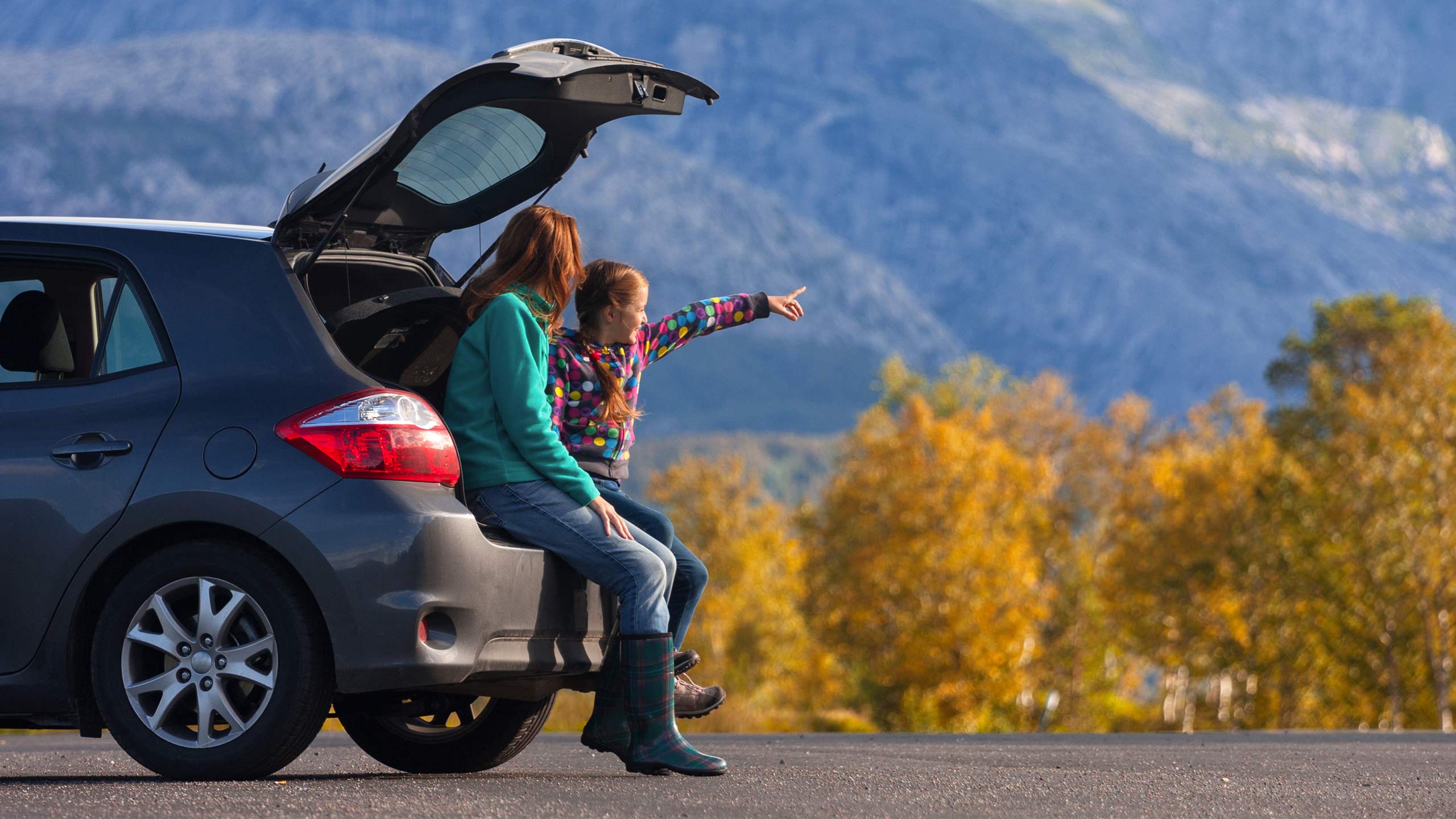 Things you should never do with your car in summer