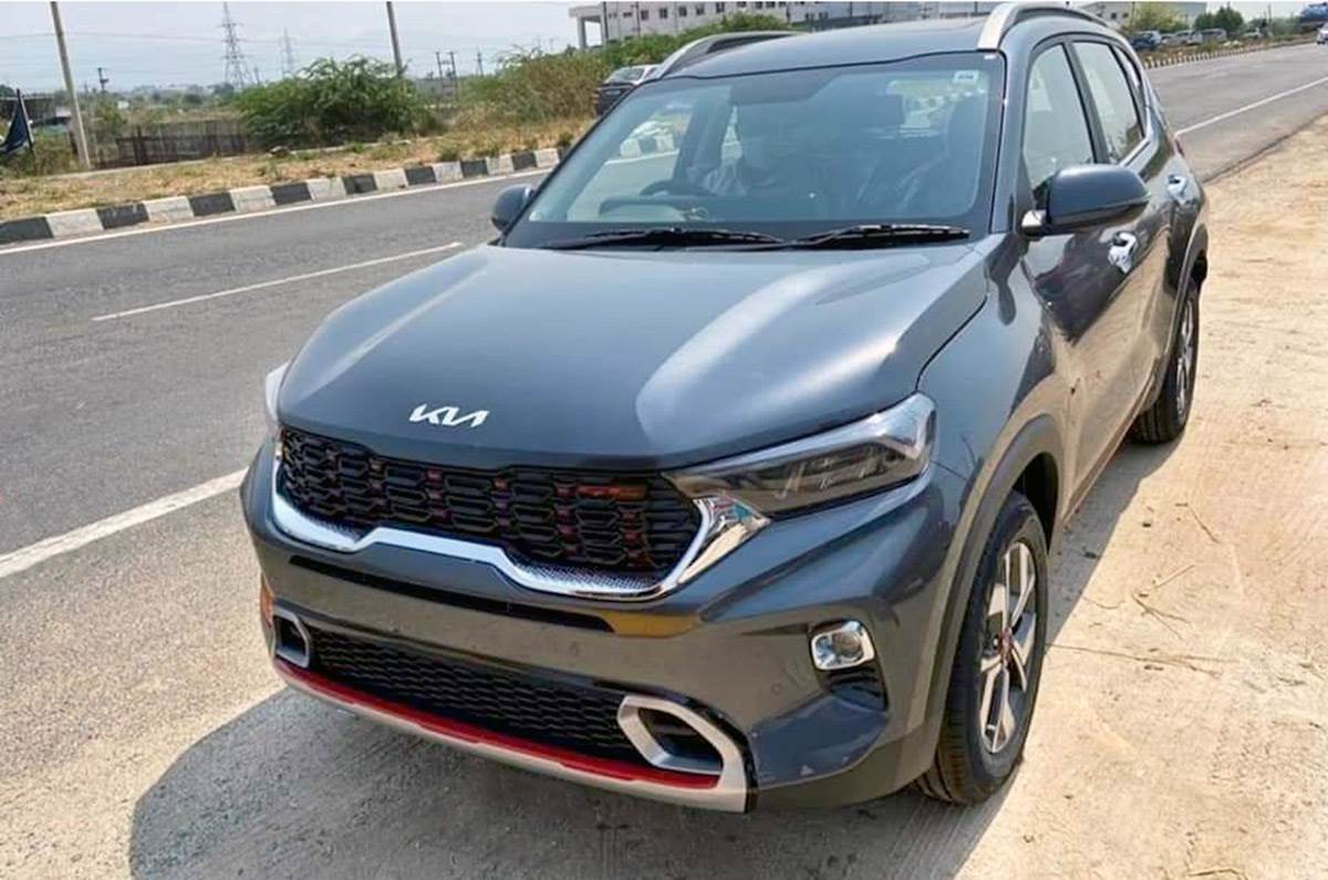 In Dubai, you can hire a Kia Sonet. 