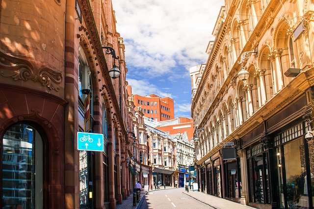 What do you have to know before travelling to Birmingham?