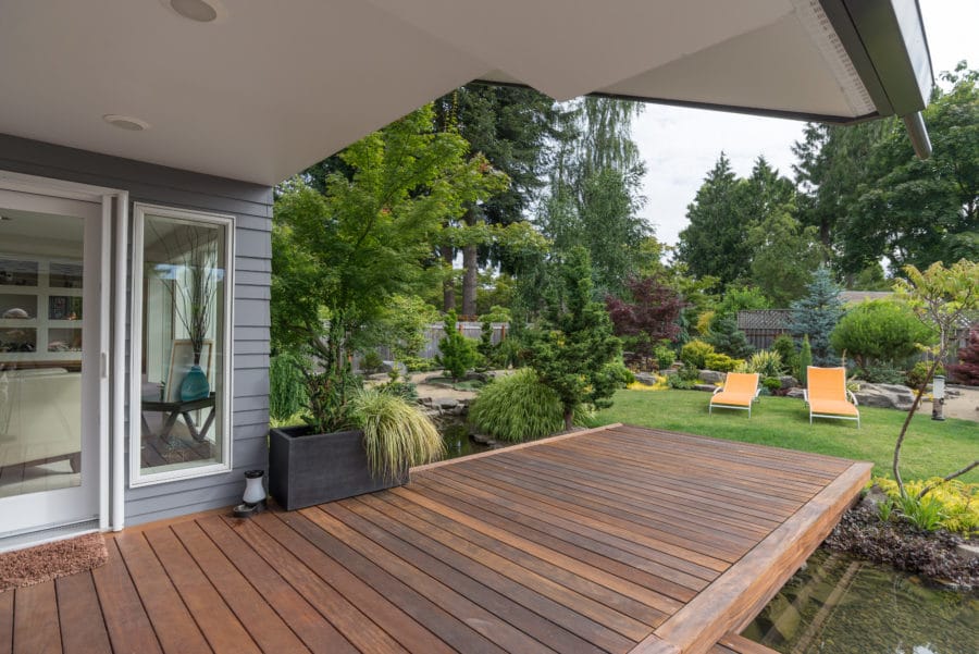 9 Secrets From Deck Contractors to Help You Build a Deck