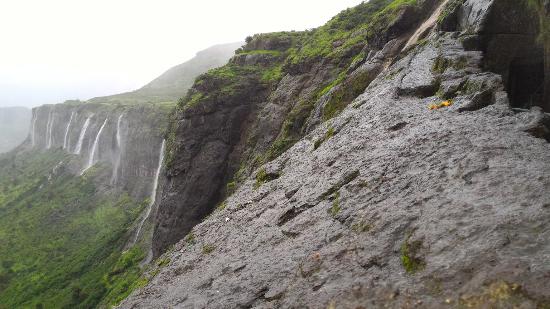 Best Places for Trekking in Karnataka