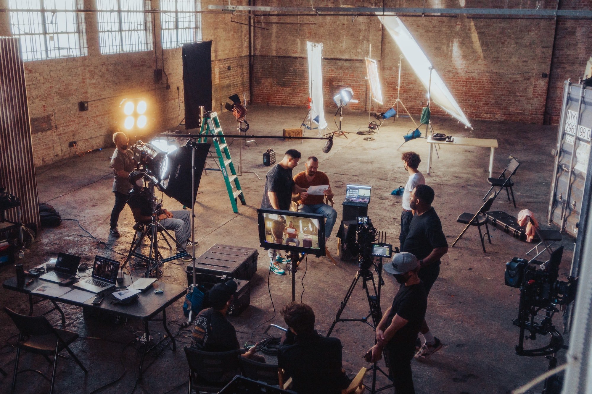 What You Need To Know Before Hiring a Corporate Video Production Company