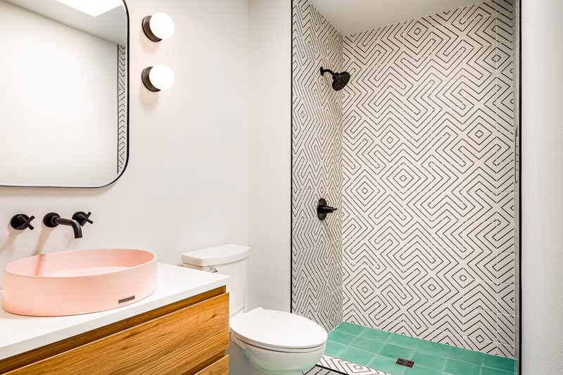 6 WAYS TO MAKE YOUR BATHROOM COZY AND BEAUTIFUL