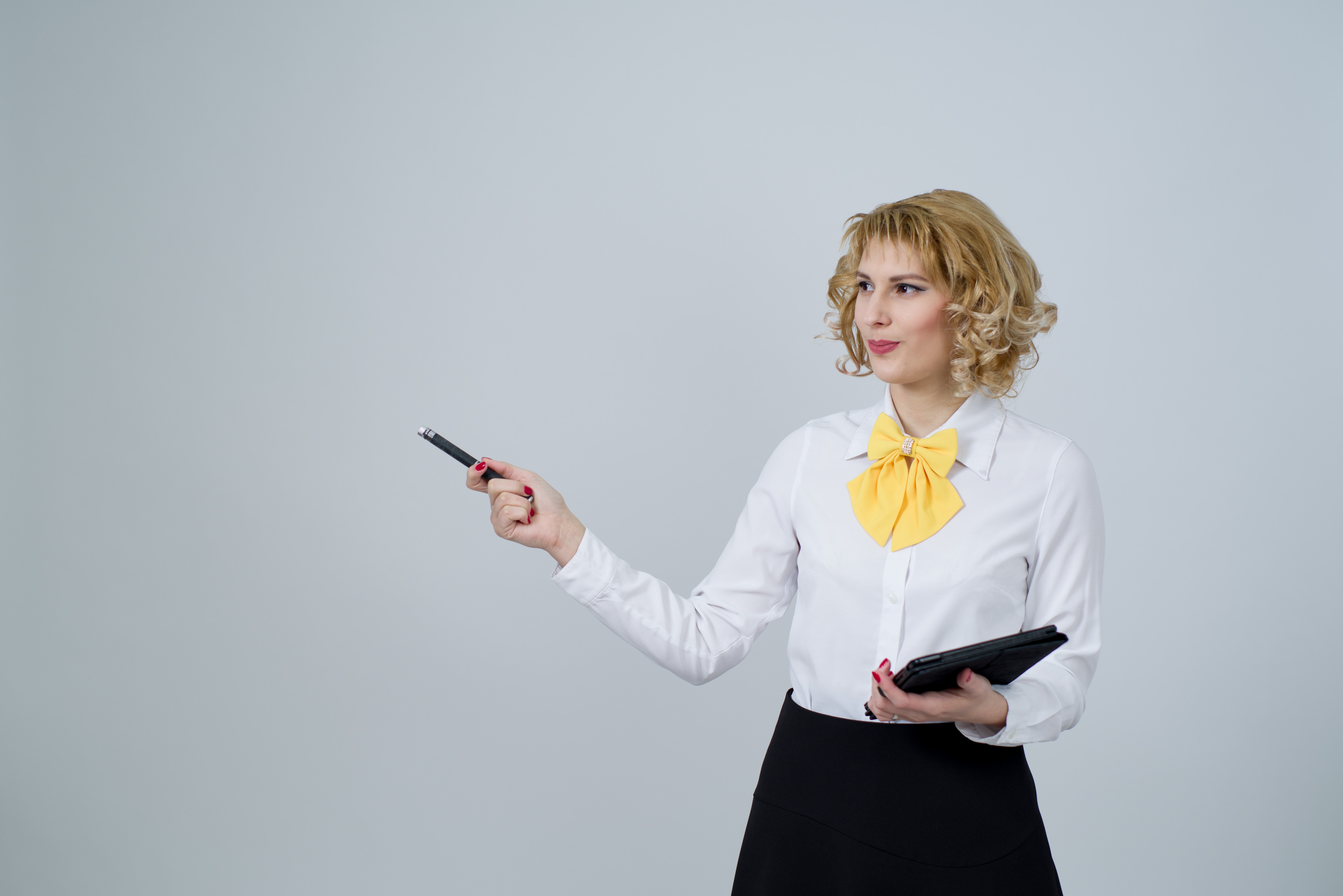10 Awesome Resources To Follow To Become A Customer Service Expert