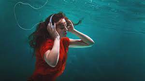 How To Listen To Music While Swimming