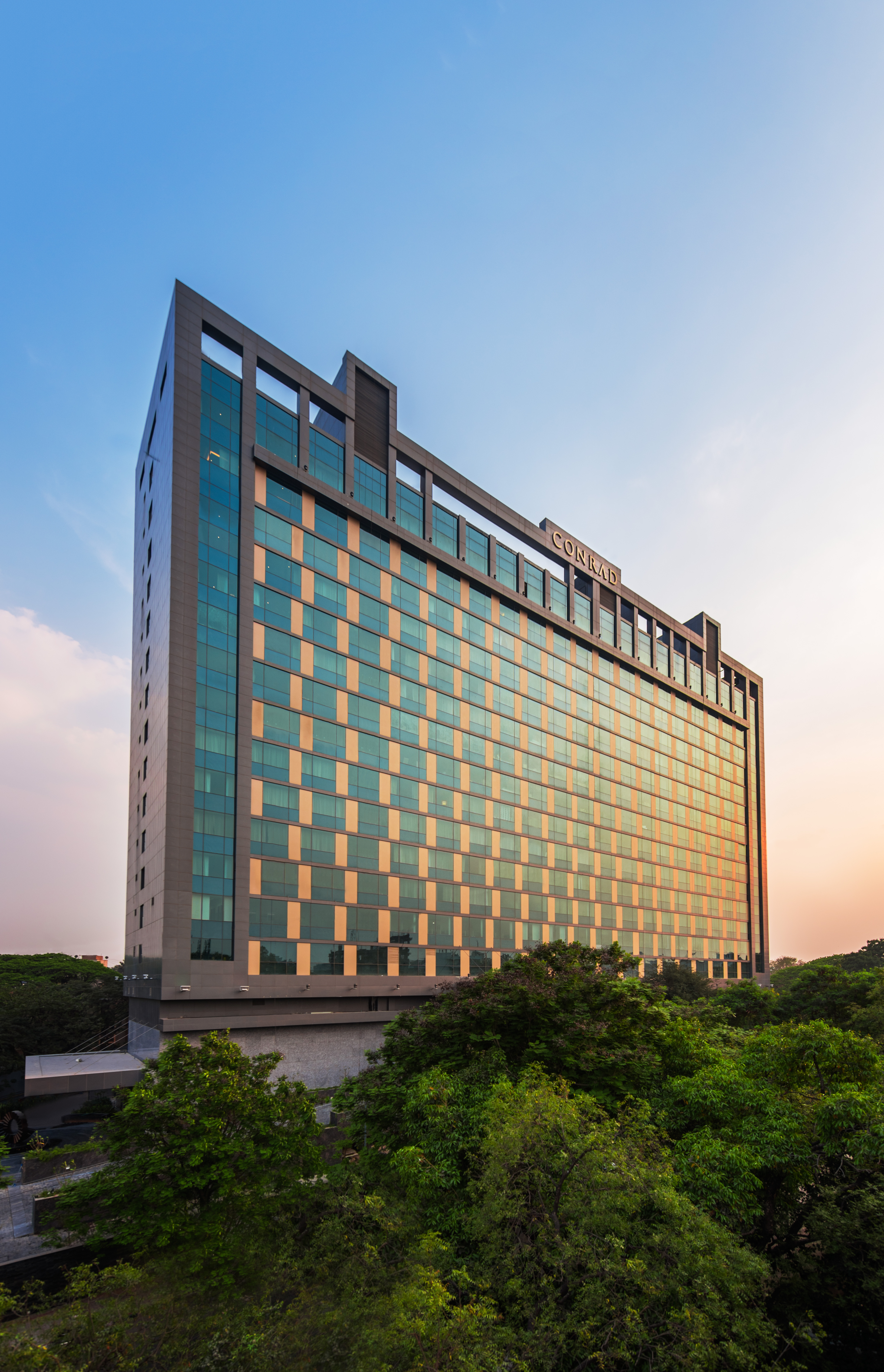 5 Star & Luxury Hotels in Pune | Luxury Spa in Pune | Conrad Pune Hotel