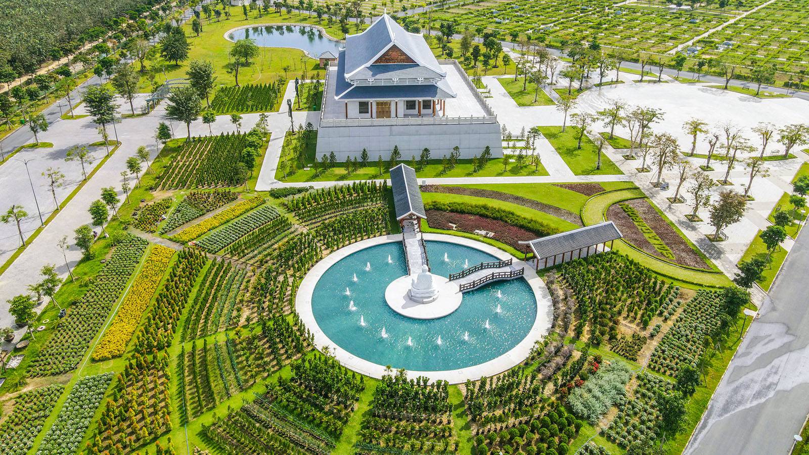 Beegreen Thiet Ke Thi Cong Canh Quan Chuyen Nghiep