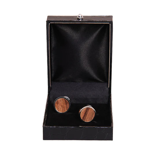 The Secret Language of Cufflinks: What Your Cufflinks Say about You?