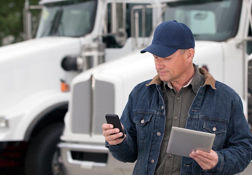 Beat the Heat: 4 Essential Summer Safety Tips for Truck Drivers