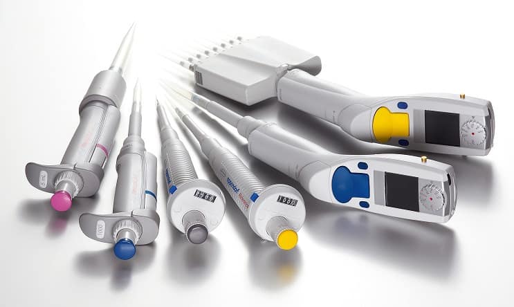 Choosing the Right Pipettes and Accessories for Your Specific Liquid Handling Needs
