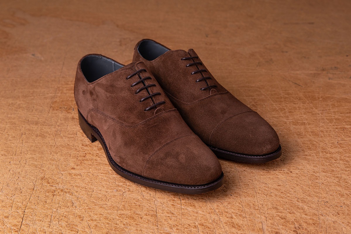 HOW TO CLEAN AND CARE FOR SUEDE BOOTS