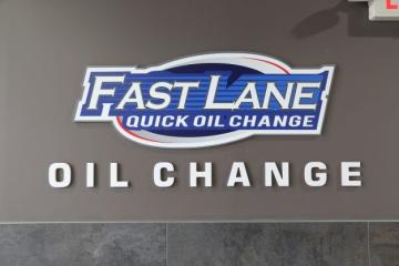 quick oil change in detroit