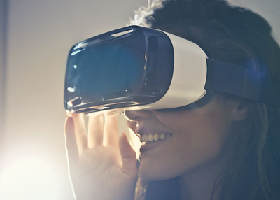 Using VR to Engage Customers On an Emotional Level: 6 Key Takeaways