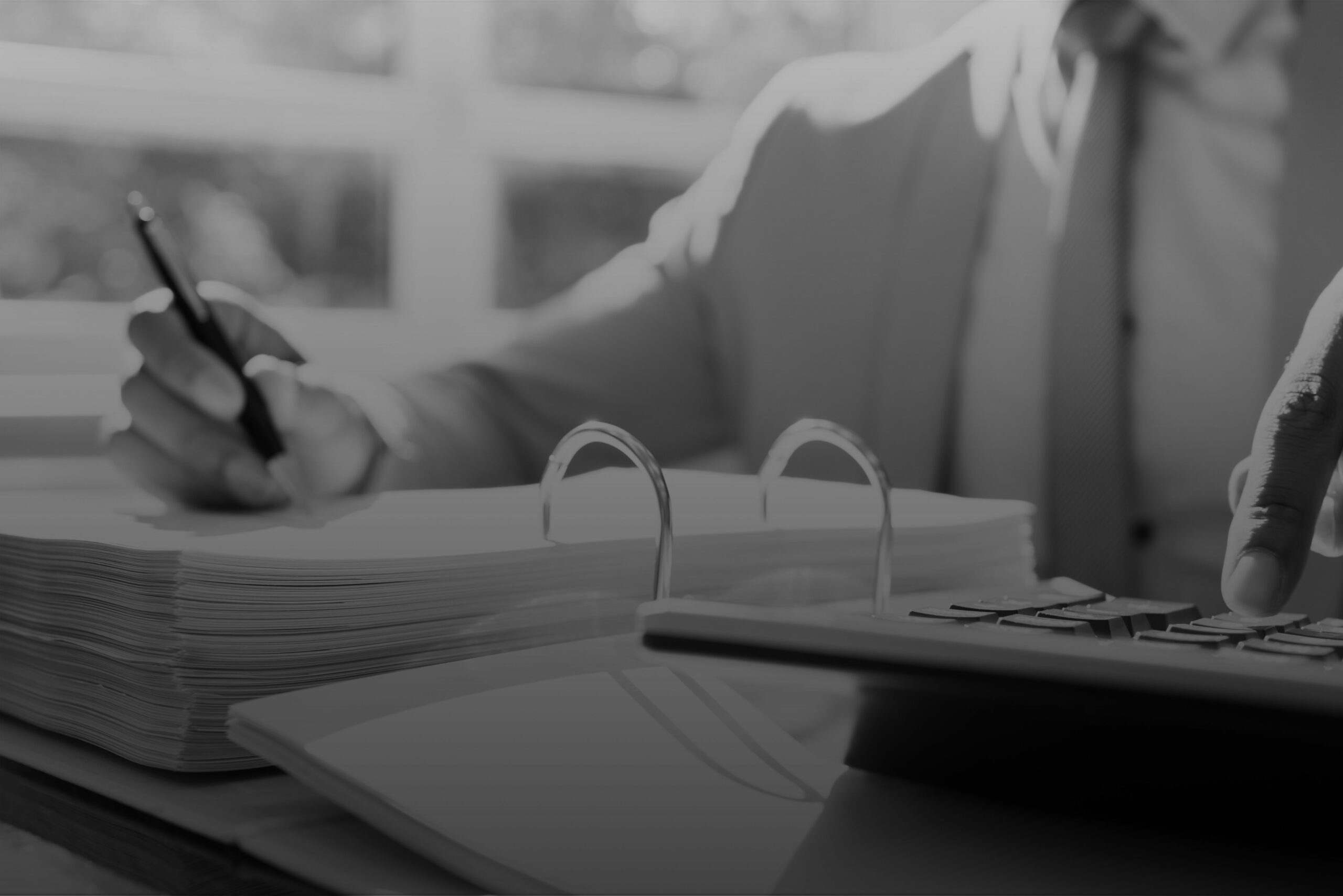Commercial Or Corporate Lawyers Choose According to Your Situation!