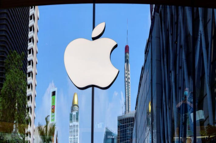 Apple Stock Price Falls 4% After iPhone Demand Falters
