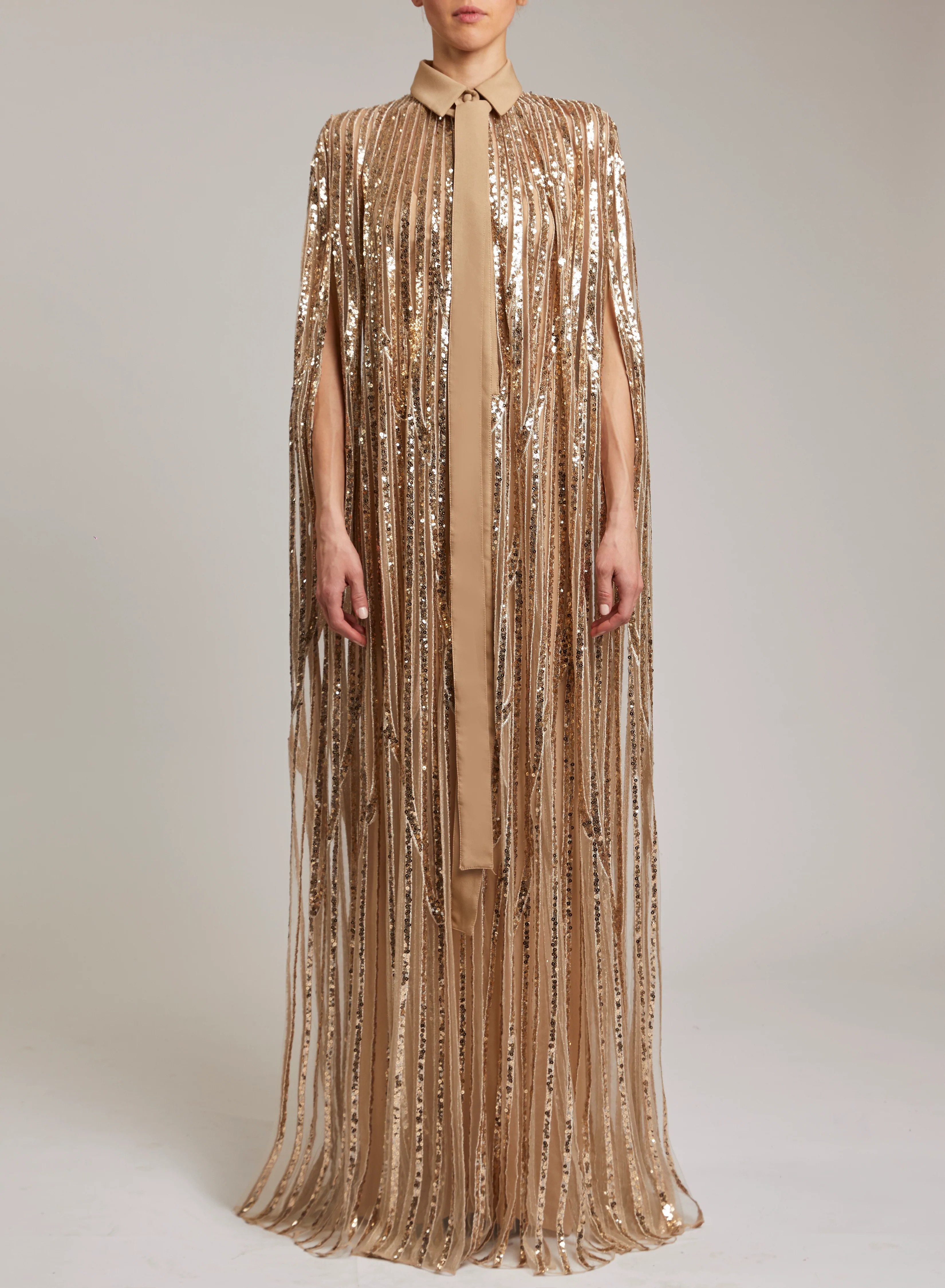 Considerations While Choosing An Online Store For Fashion Dresses