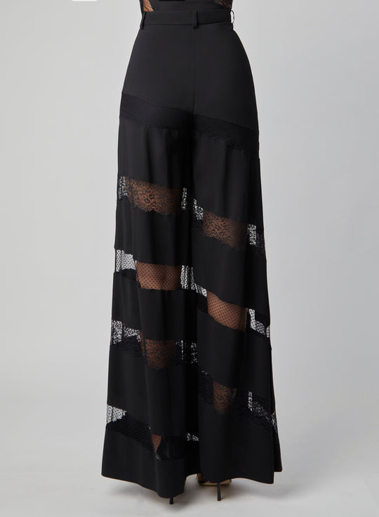 Tips to Choose the Right Designer Dress