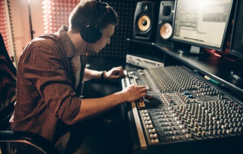 Choose The Best Recording Studio According To Your Requirement