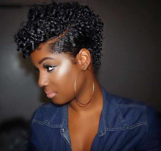 A Beginner's Guide to Short Natural Wigs: Finding Your Ideal Fit