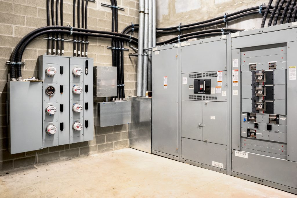 Top 4 Reasons To Hire A Commercial Electrician