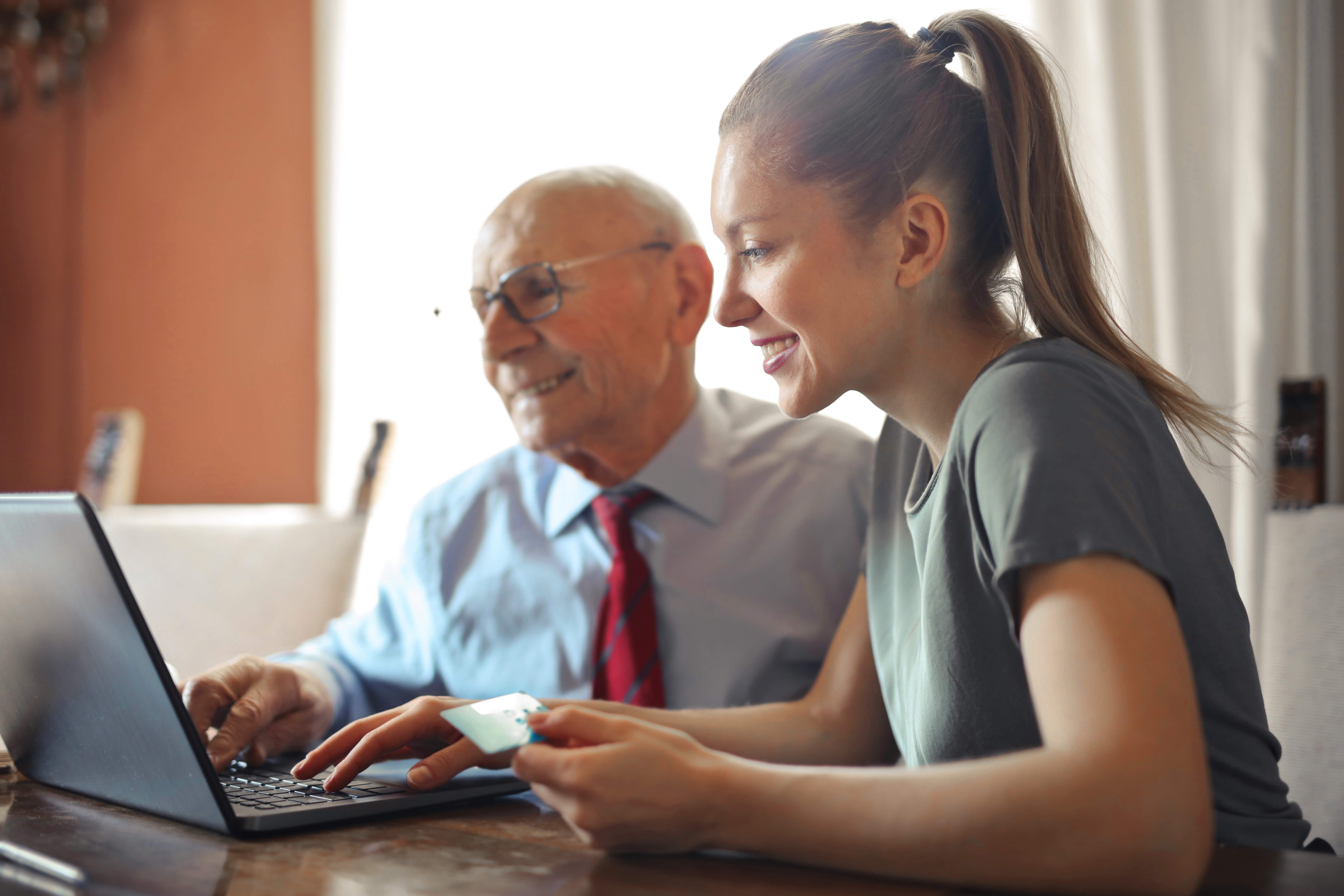 The importance of hiring online investment professionals in MENA