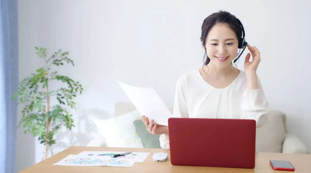 Why Have Business Phone Services for Efficient Working?