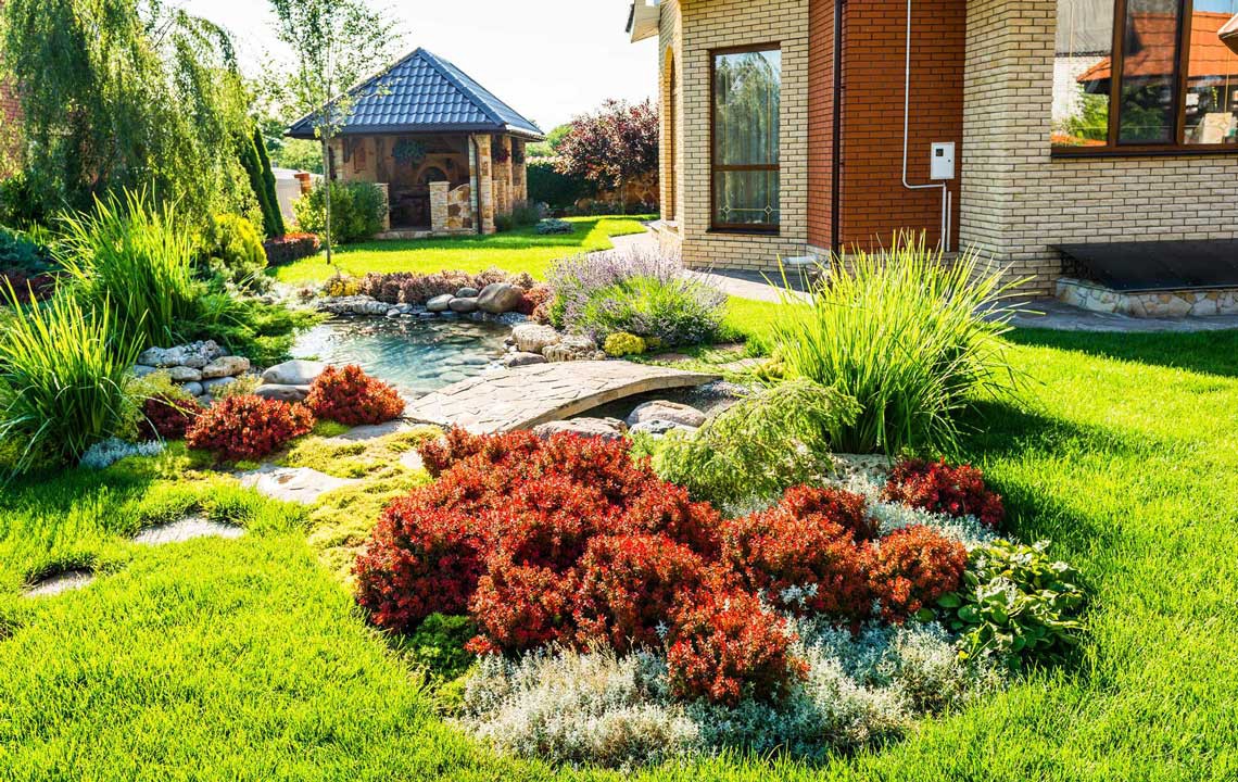 Here are six steps to plan a good landscape design