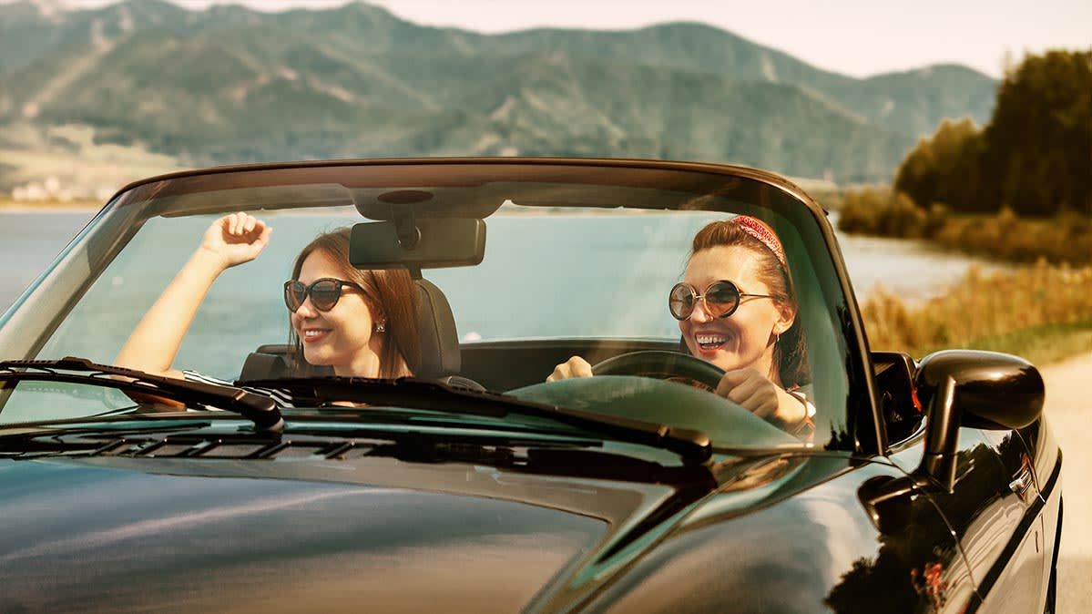 5 Reasons Why You Should Hire Self-Drive Cars Over Cabs/Taxis