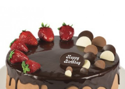 Chocolate Strawberry Cake