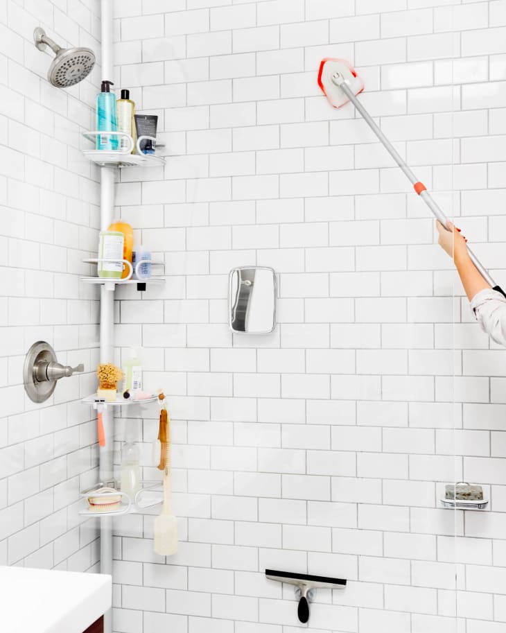 How Many Times Should Homeowners Clean Their Bathroom