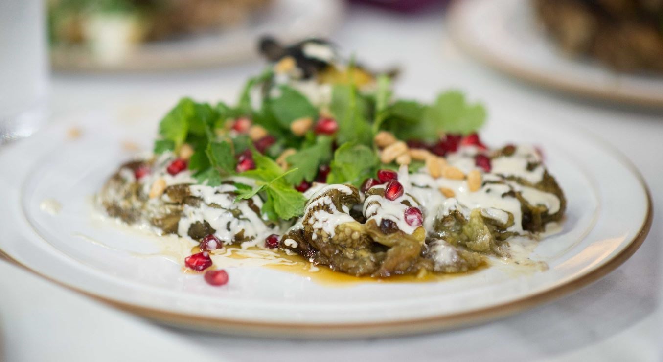 𝗭𝗮'𝗮𝘁𝗮𝗿 & 𝗟𝗲𝗺𝗼𝗻 𝗚𝗿𝗶𝗹𝗹𝗲𝗱 𝗖𝗵𝗶𝗰𝗸𝗲𝗻 𝘄𝗶𝘁𝗵 𝗘𝗴𝗴𝗽𝗹𝗮𝗻𝘁 𝗮𝗻𝗱 𝗧𝗮𝗵𝗶𝗻𝗶