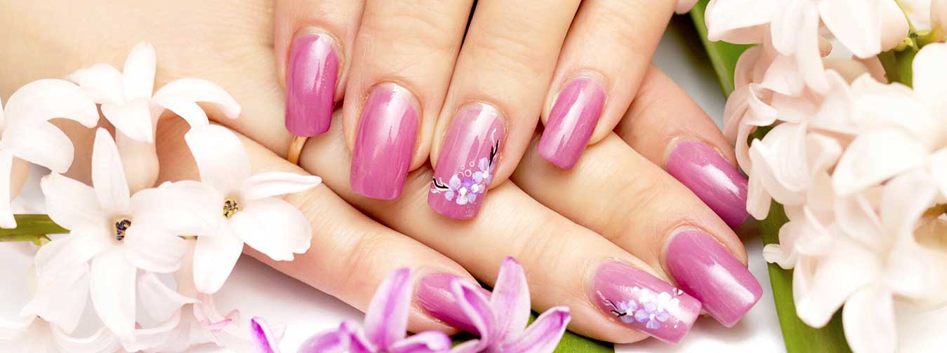 Nail art and Extension Salon in Lucknow