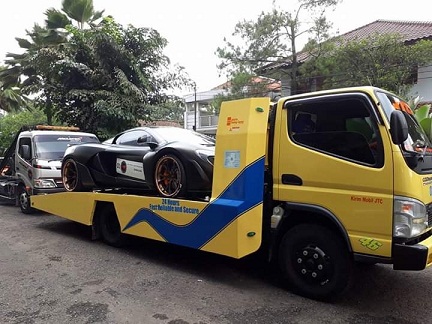 Jasa Derek Mobil Terdekat 24 jam Jakarta