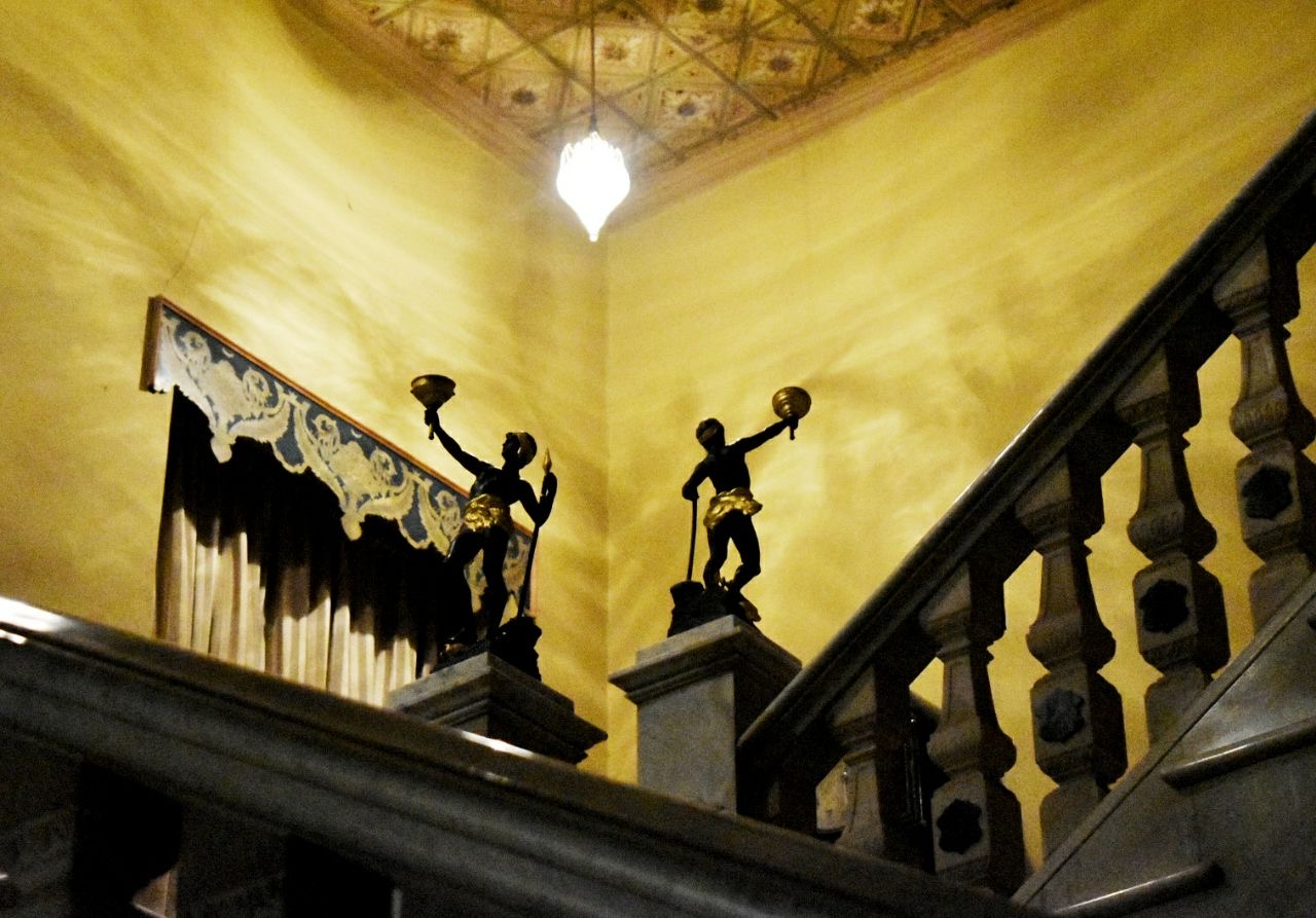 Bhanwar Niwas: Where Luxury Meets Heritage in Bikaner