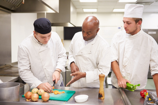 Top Reasons Behind Opting For Commercial Cookery Certification Courses