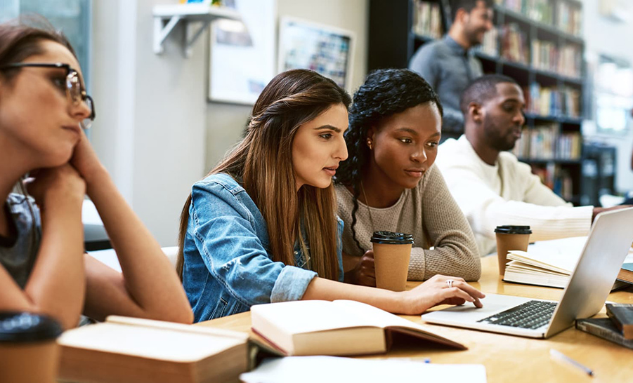 How Does a Diploma in Leadership and Management Help in the Long Run?