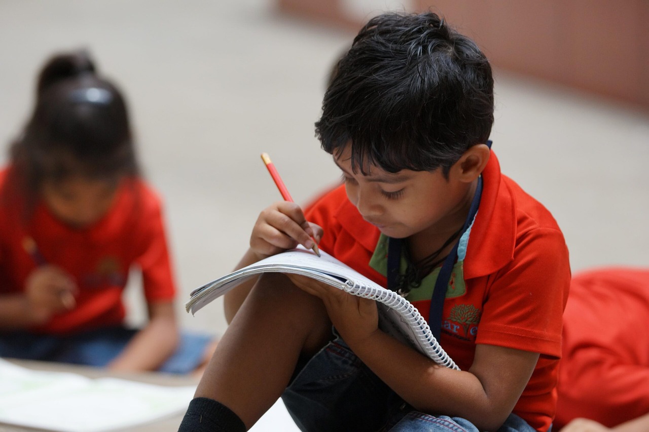 The Power of Reading at Home: How Parents Can Encourage Lifelong Learning