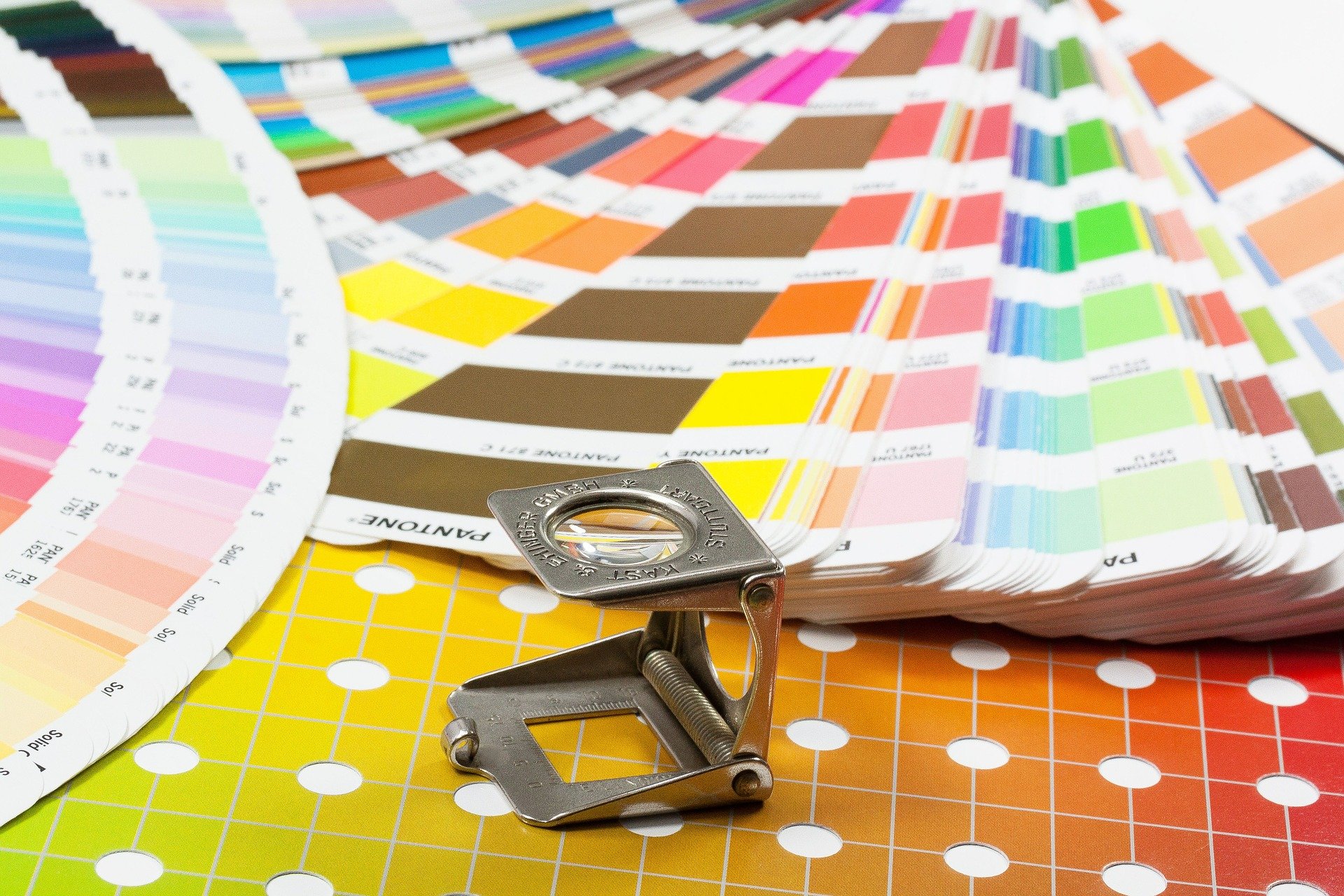 Why Can Choosing The Right Print Signage Solutions Be A Make Or Break For Your Firm?