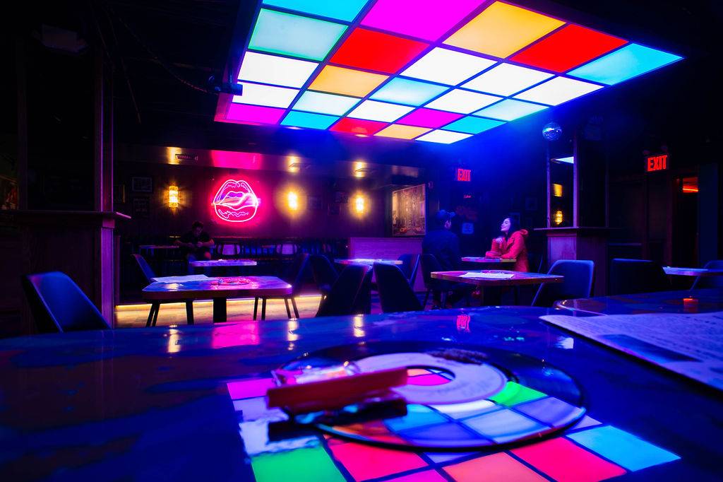 What Kinds of Nightclubs and Bars Do People Prefer to Visit?